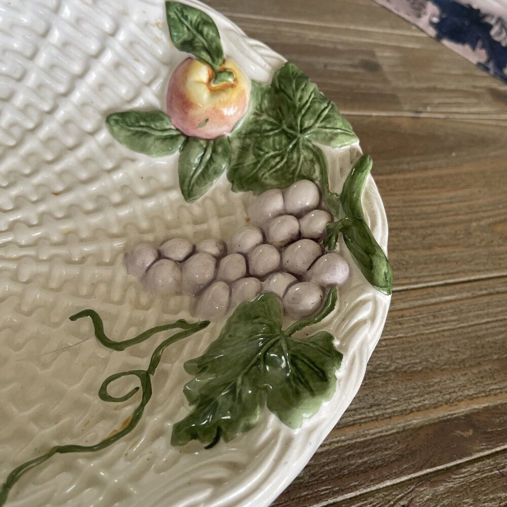 Vintage Lattice Majolica Porcelain Fruit Basket Pears Grapes Oval Bowl - Picture 3 of 6